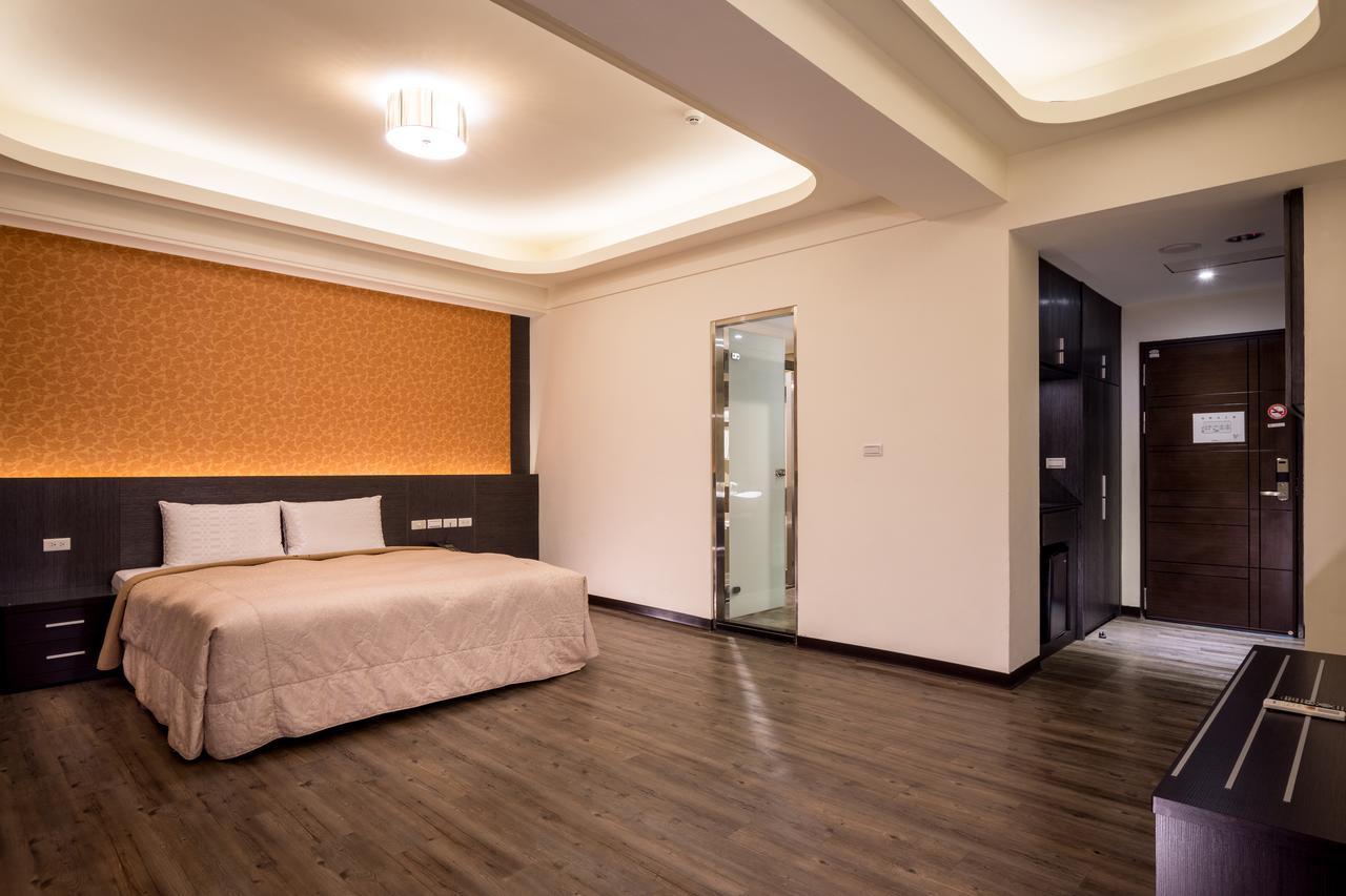 Yundu Business Hotel Mailiao Екстериор снимка